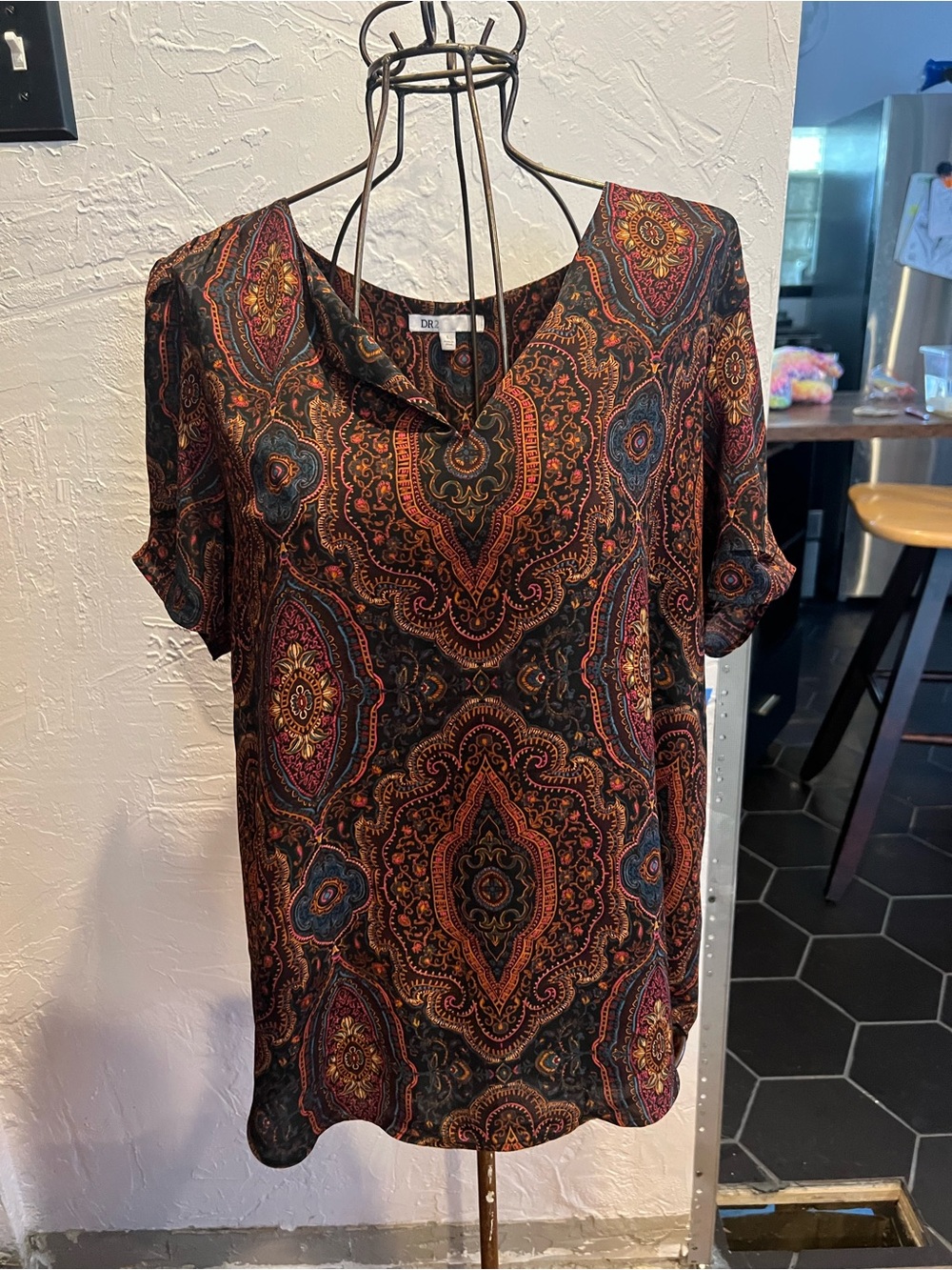 DR2 Paisley Short Sleeve Blouse in Black, Rust, and Blue